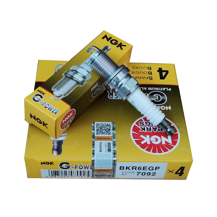 شمع خودرو ان جی کی مدل سوزنی پایه کوتاه کد BKR6EGP 7092 بسته 4 عددی