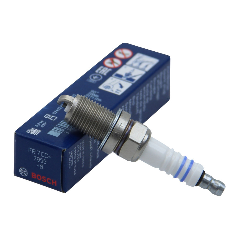 شمع خودرو بوش مدل FR7DC+ پایه کوتاه مناسب برای انواع خودروبسته 4 عددی