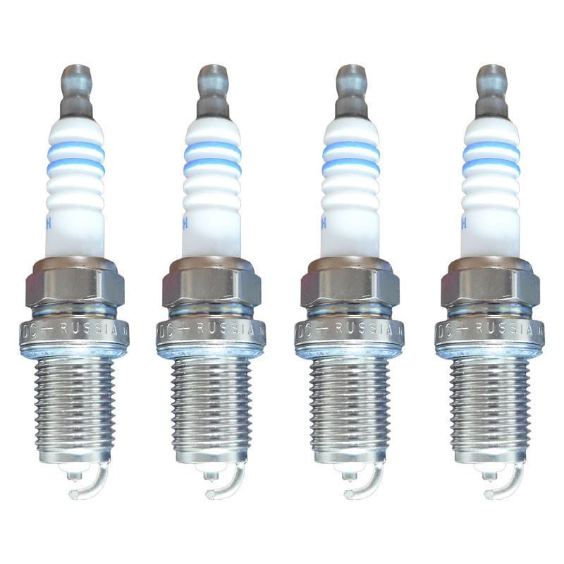 شمع خودرو بوش مدل تک پلاتین کد FR7DC +8 پایه کوتاه بسته 4 عددی
