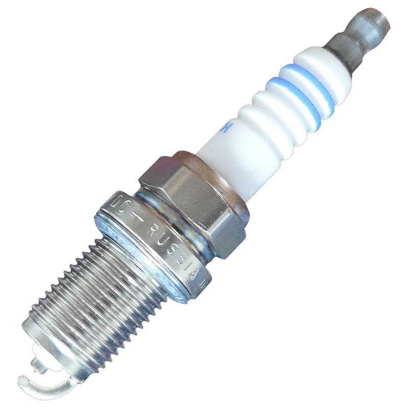 شمع خودرو بوش مدل تک پلاتین کد FR7DC +8 پایه کوتاه بسته 4 عددی