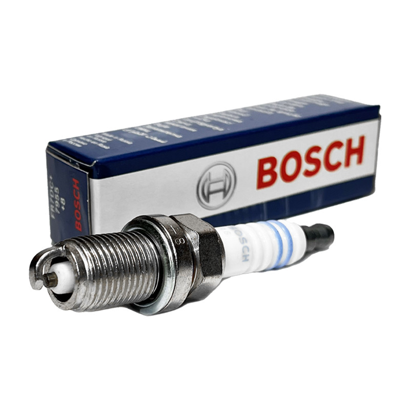 شمع خودرو بوش مدل FR7DC+8 بسته 4 عددی
