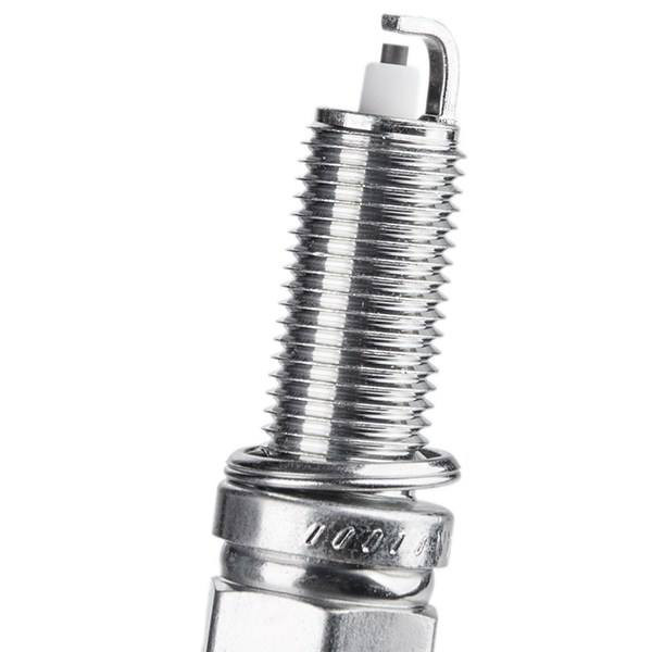 شمع خودرو ان جی کی مدل LFR6C-11 بسته چهار عددی